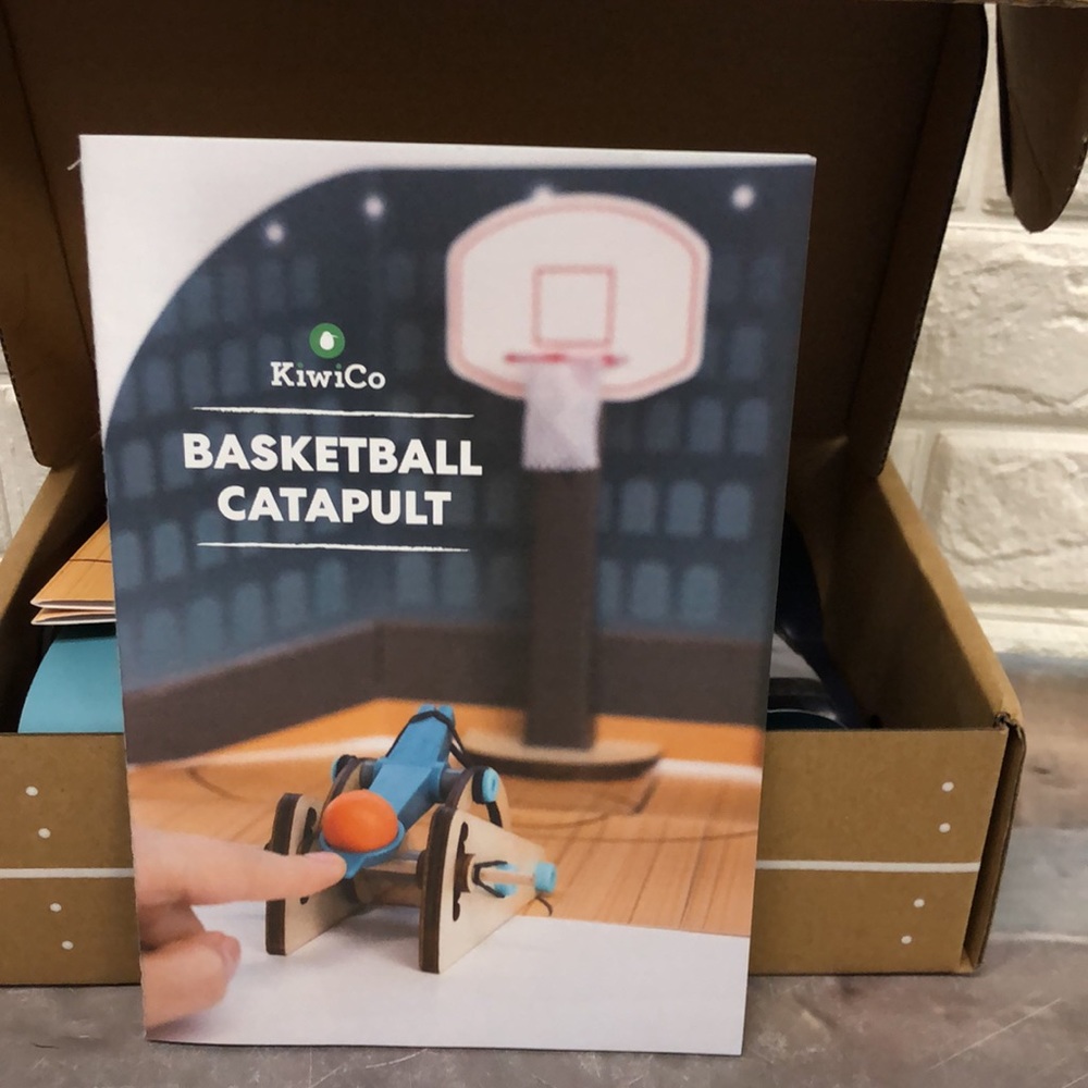 KiwiCo‎ Basketball Catapult, Intellectual development toys, Educational Toys